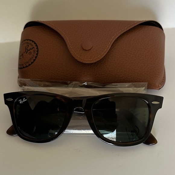 Ray-Ban Black and Brown Sunglasses - Picture 1 of 6